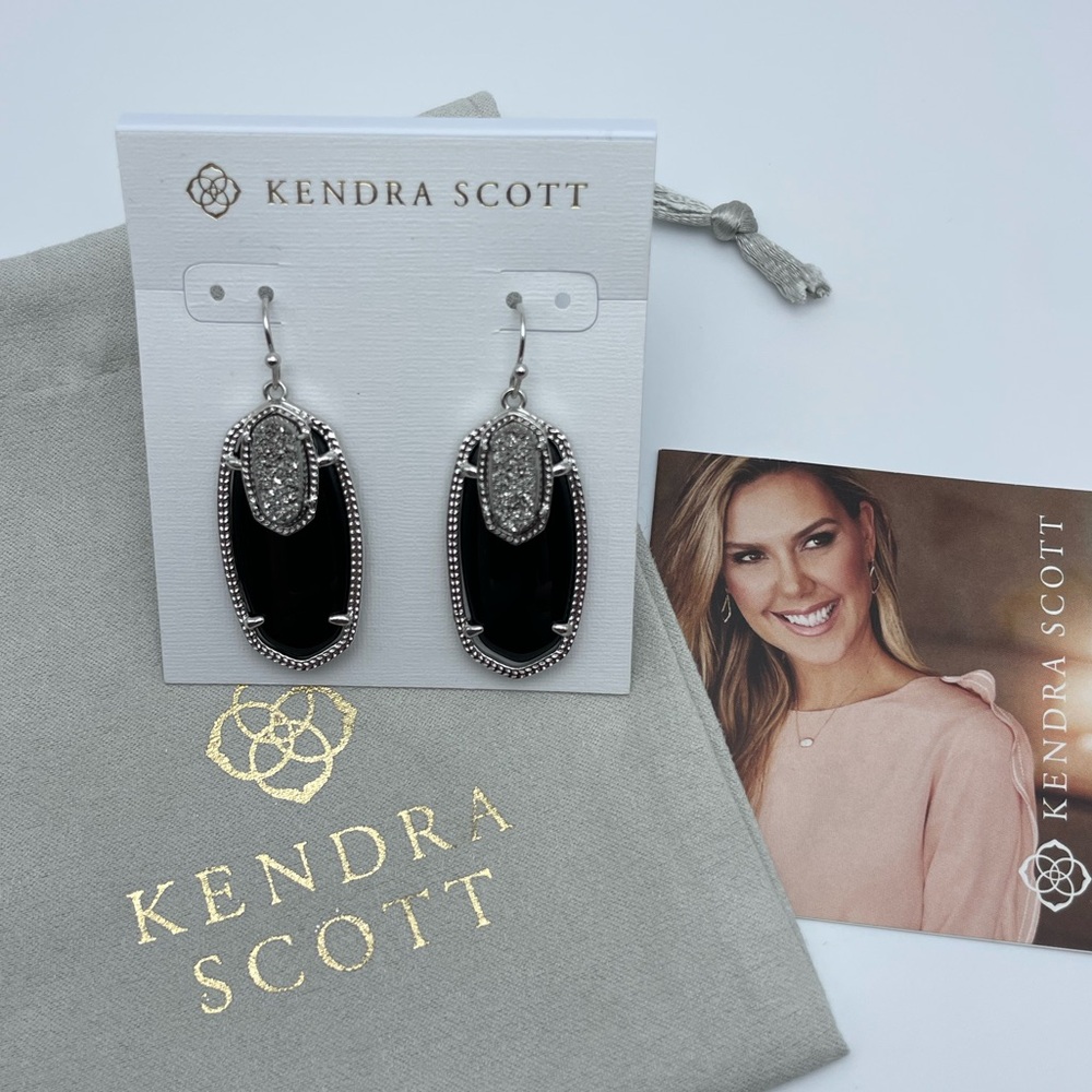 Kendra Scott Emmy Earrings
